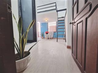 cho thuê phòng gác Duplex 35m2 6.5tr full nội thất thất CMT8 Tân Bình 