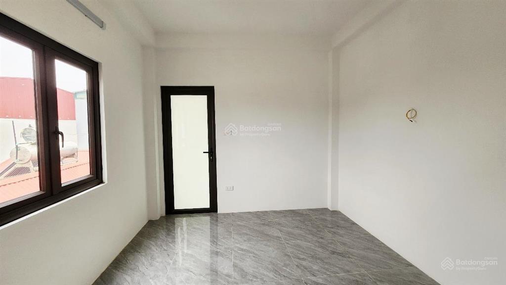 Bán nhà phố lụa hà đông 31m 5 tầng. giá 6x tỷ