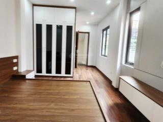 Bán nhà phố lụa hà đông 31m 5 tầng. giá 6x tỷ