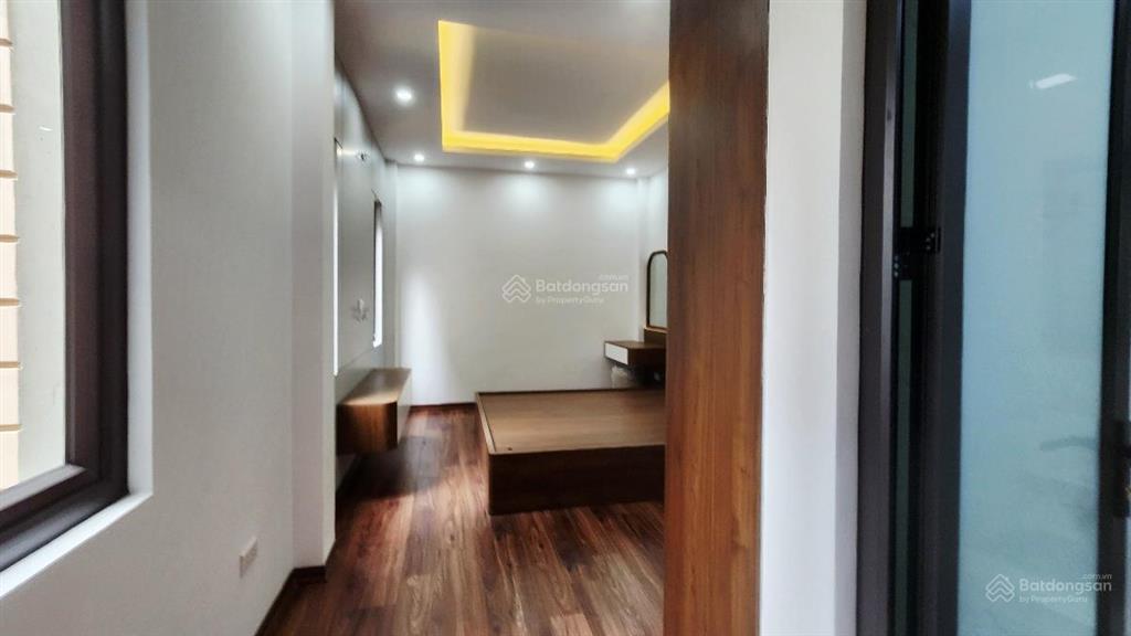 Bán nhà phố lụa hà đông 31m 5 tầng. giá 6x tỷ