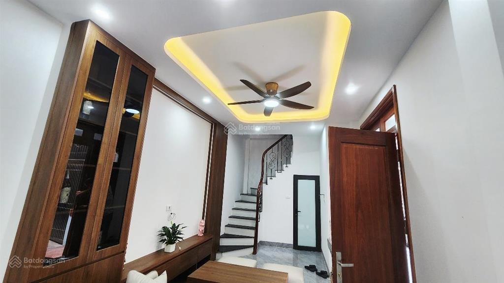 Bán nhà phố lụa hà đông 31m 5 tầng. giá 6x tỷ