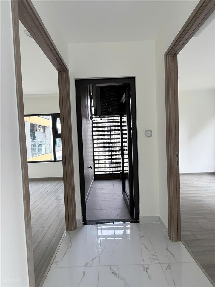 Bán căn góc 2pn + glory heights bán lỗ 4,3 tỷ vinhomes grand park