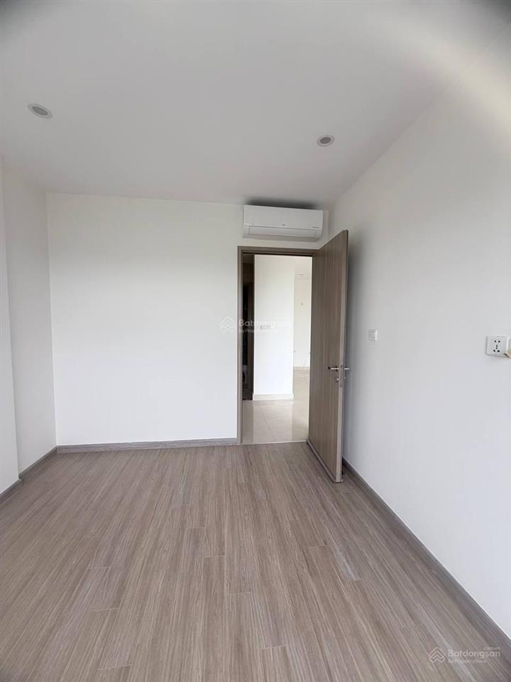 Rẻ đẹp 2pn chỉ 2 tỷ 580 vinhomes grand park có sẵn sổ