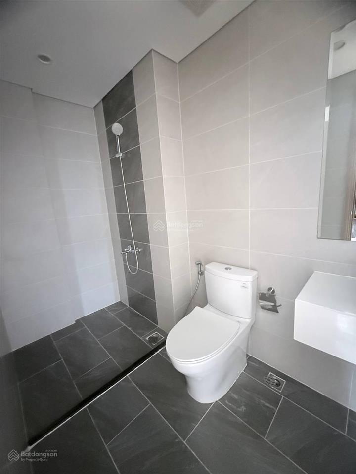 Siêu phẩm căn góc 2pn + 69m2 chỉ 2tỷ 9 vinhomes grand park giá rẻ đẹp có sổ