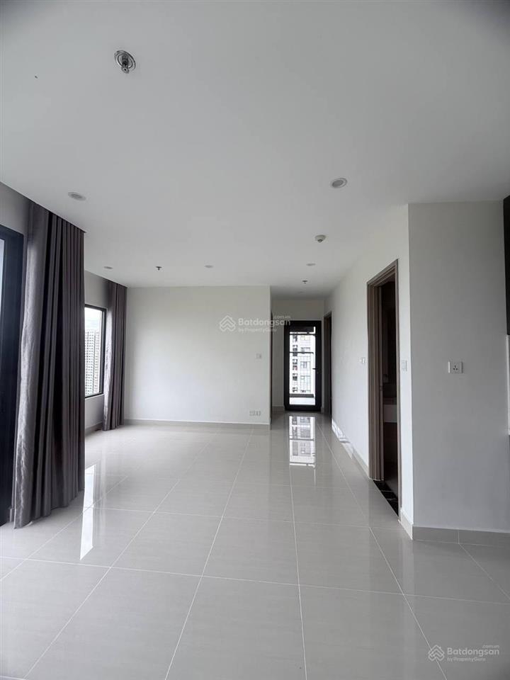 Siêu phẩm căn góc 2pn + 69m2 chỉ 2tỷ 9 vinhomes grand park giá rẻ đẹp có sổ