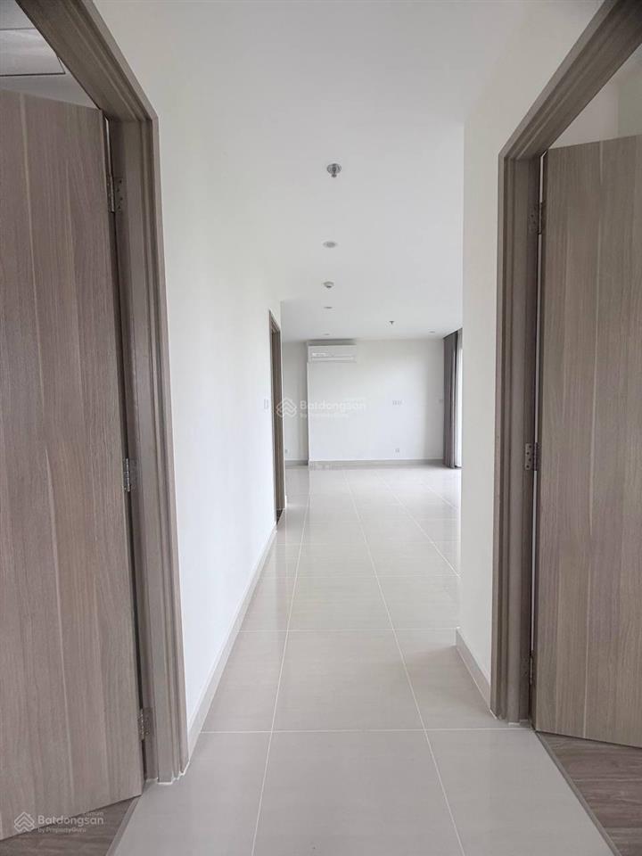 Siêu phẩm căn góc 2pn + 69m2 chỉ 2tỷ 9 vinhomes grand park giá rẻ đẹp có sổ