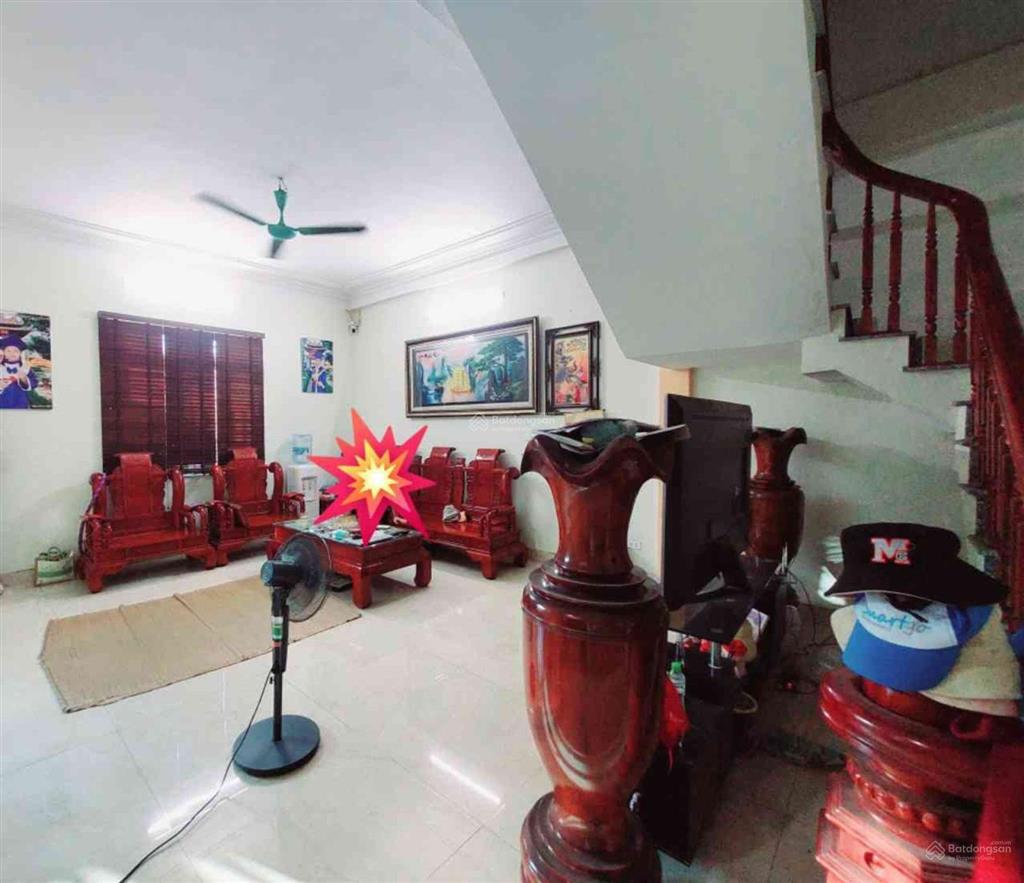 Cần bán gấp nhà biên giang  hà đông diện tích 86m2  3 tầng  chỉ 5.16 tỷ. trước nhà ô tô tránh