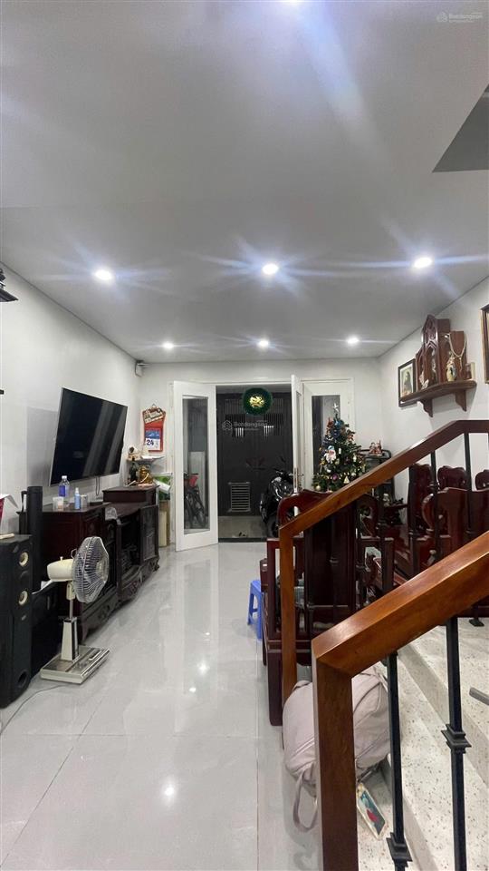 Chính chủ cần bán gấp căn chung cư 120 m2 đẹp long lanh chỉ với 7,2 tỷ
