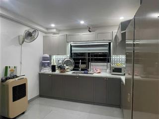 Chính chủ cần bán gấp căn chung cư 120 m2 đẹp long lanh chỉ với 7,2 tỷ