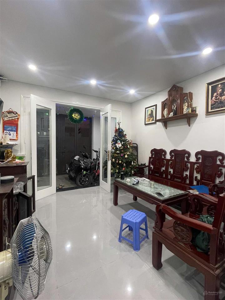 Chính chủ cần bán gấp căn chung cư 120 m2 đẹp long lanh chỉ với 7,2 tỷ