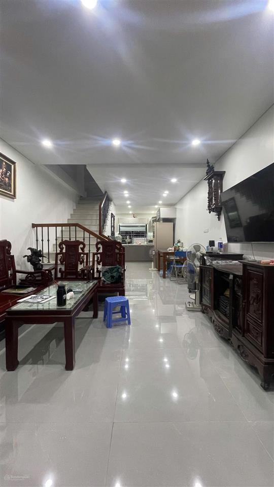 Chính chủ cần bán gấp căn chung cư 120 m2 đẹp long lanh chỉ với 7,2 tỷ