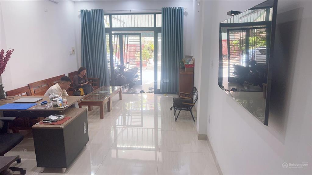 70m2 2 tầng nhà đẹp trung tâm hải châu, sát thăng long giá rẻ
