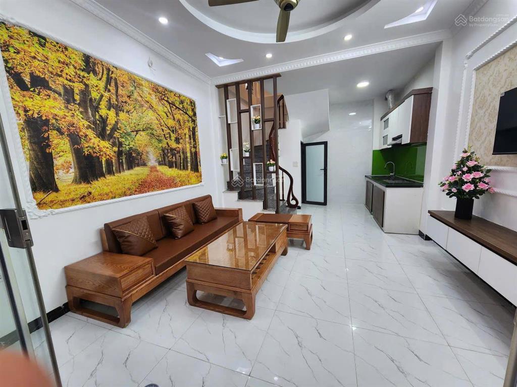 Cam kết với tầm tiền hơn 4 tỷ căn này là đẹp trong đê. đã full nội thất, view thoáng  có 102