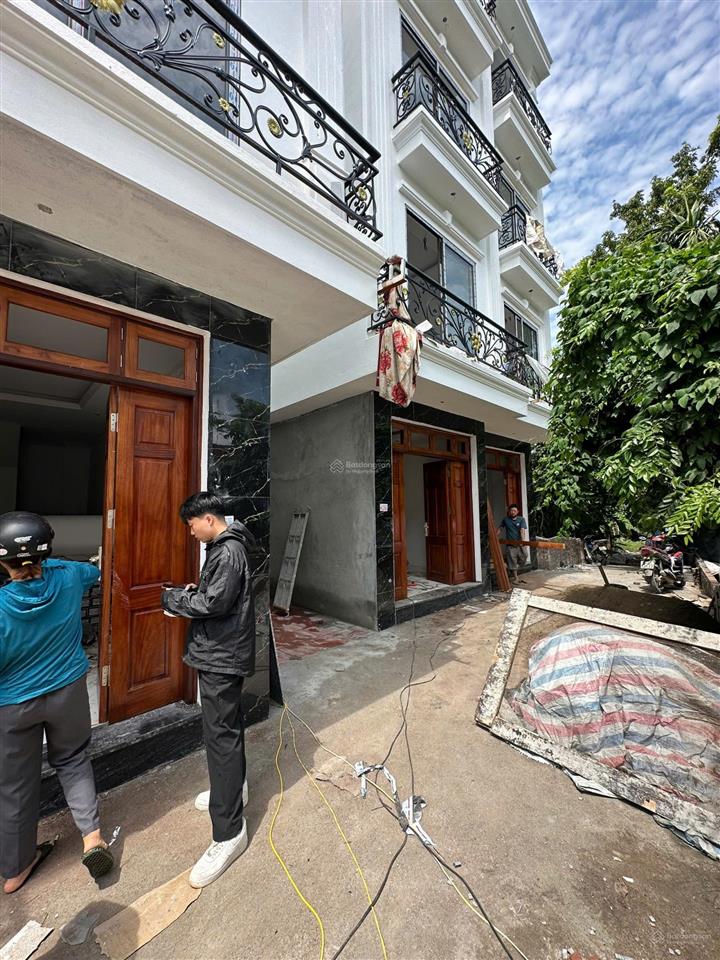 Cam kết với tầm tiền hơn 4 tỷ căn này là đẹp trong đê. đã full nội thất, view thoáng  có 102