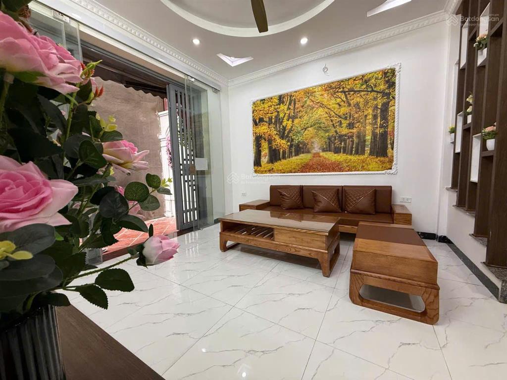 Cam kết với tầm tiền hơn 4 tỷ căn này là đẹp trong đê. đã full nội thất, view thoáng  có 102