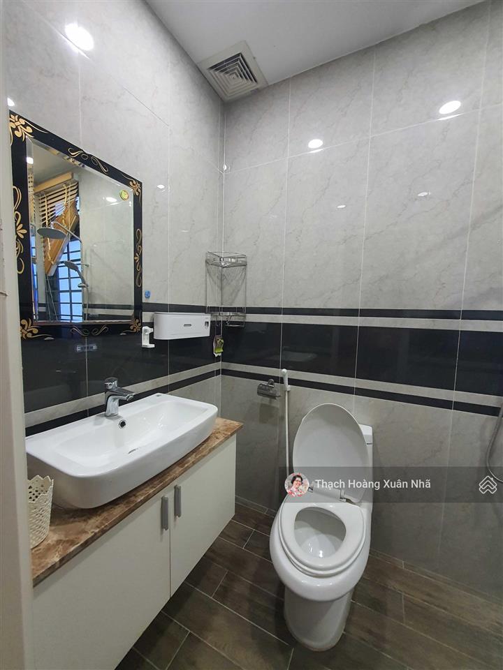 Khu sang hiếm nhà bán, hxh thông mạc đĩnh chi, q1  3 tầng  dt 4m x 14m  chỉ 16,5 tỷ thương lượng