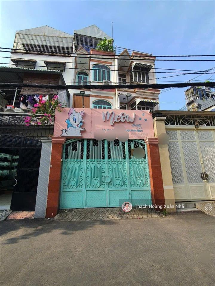 Cực hiếm, mặt tiền nguyễn thị huỳnh, p8, pn  dt 54,6m2  4 tầng  chỉ 13 tỷ