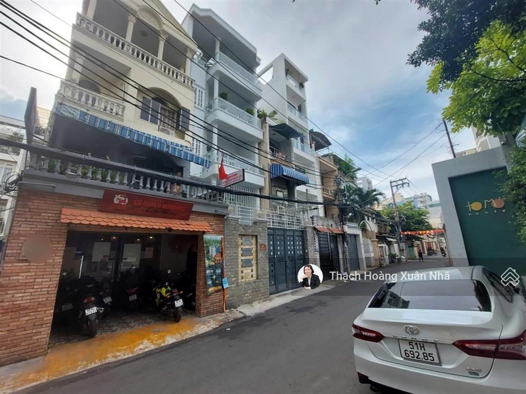 Căn duy nhất  ngang đẹp + góc 3 mặt tiền hồ biểu chánh, p11, pn  4 tầng  dt 5 x 16m  chỉ 21 tỷ