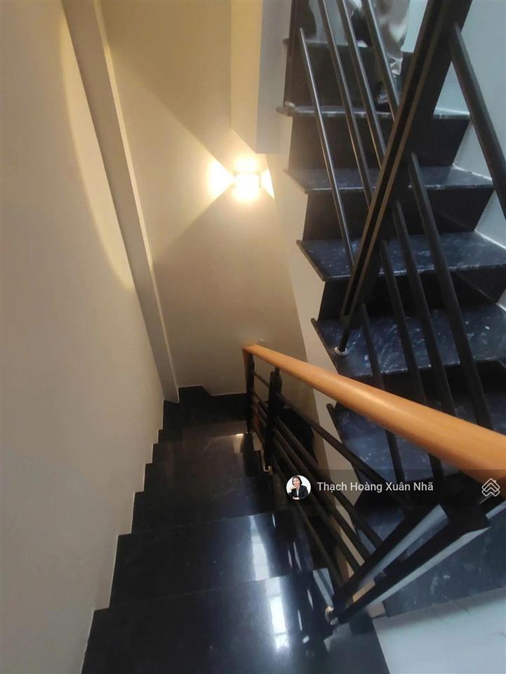 Khu du lịch nhà thờ tân định đ.hai bà trưng, q3  dt 6 x 14m  4 tầng  70 triệu/th, chỉ 16 tỷ tl