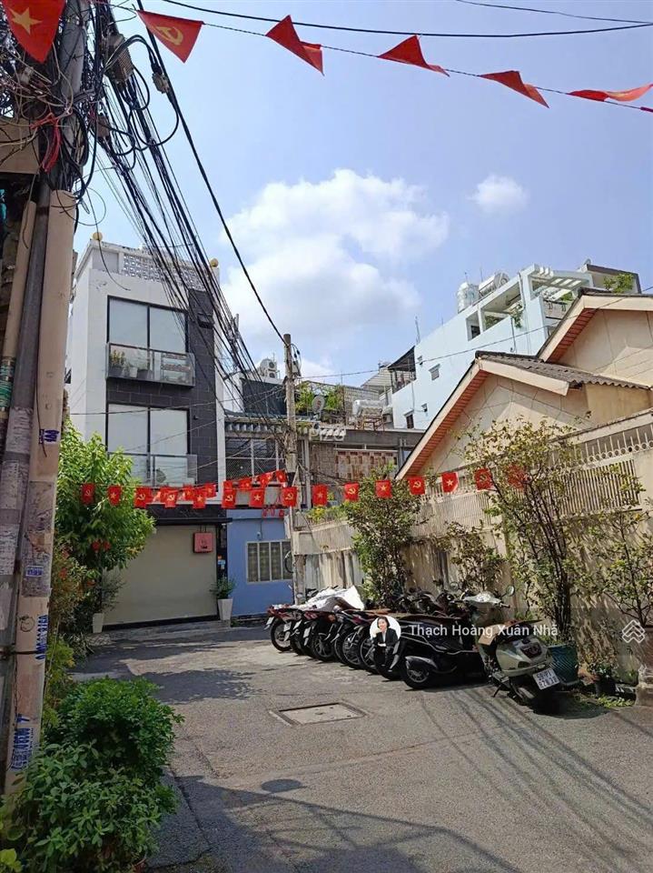 Hiếm  hầm 6 tầng + 2 xh né nhau võ thị sáu, q1  4,2 x 25m  khai thác 110 triệu/tháng  chỉ 28 tỷ