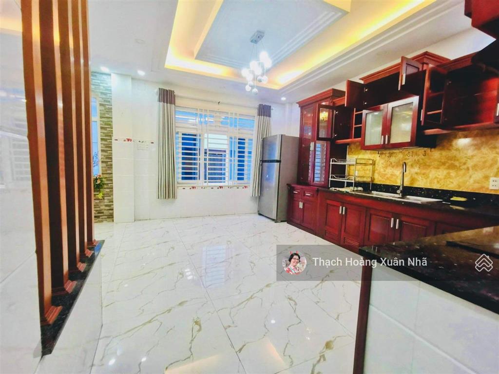 Hiếm có  góc 2 mặt tiền + ngang 6,2m mt đường hoàng hoa thám, pn  6,2x14m  5 tầng  chỉ 20,5 tỷ