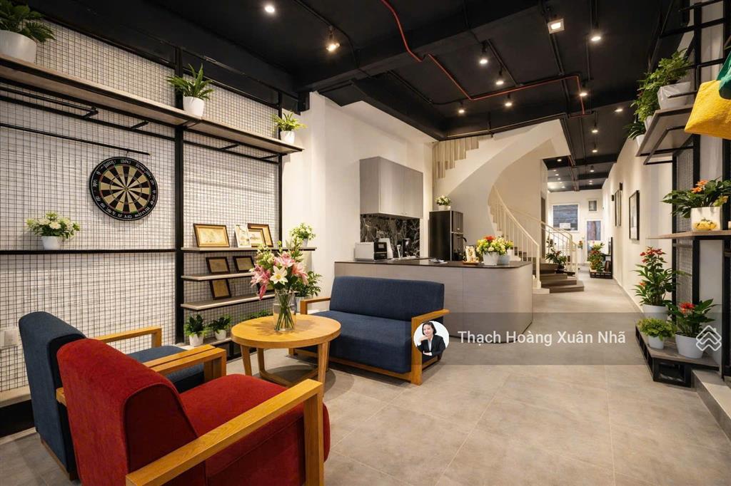 Khan hiếm !! mặt tiền trung tâm phường tân định  dt 4,4 x 19,23m  3 tầng  giá 28 tỷ còn 24,5 tỷ