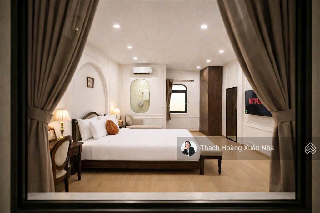 Khan hiếm !! mặt tiền trung tâm phường tân định  dt 4,4 x 19,23m  3 tầng  giá 28 tỷ còn 24,5 tỷ