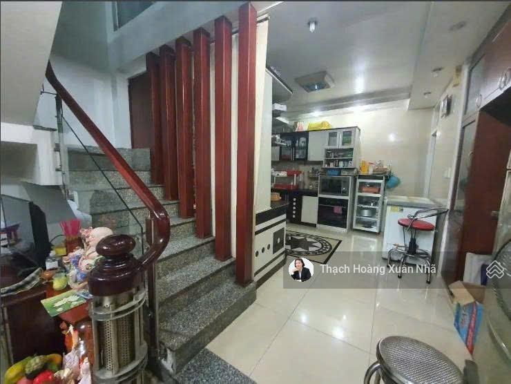 Khu sang hiếm nhà bán, mt trương quốc dung  hoàng diệu, pn  dt 4 x 16,5m, 5 tầng, chỉ 19 tỷ