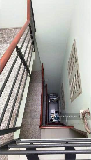 Khu sang hiếm nhà bán, mt trương quốc dung  hoàng diệu, pn  dt 4 x 16,5m, 5 tầng, chỉ 19 tỷ