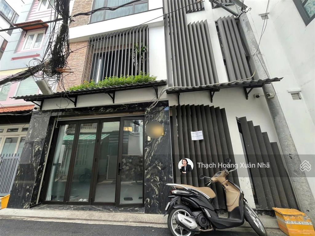 Giảm gần 2 tỷ bán gấp hxh hoàng văn thụ, pn  7,45 x 13,5m  5 tầng + thang máy  chỉ 14,5 tỷ