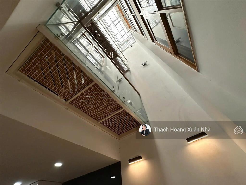 Khu du lịch nổi tiếng ngay tân định đường hai bà trưng, q1  dt 4 x 17m  5 tầng  giá 19,2 tỷ tl