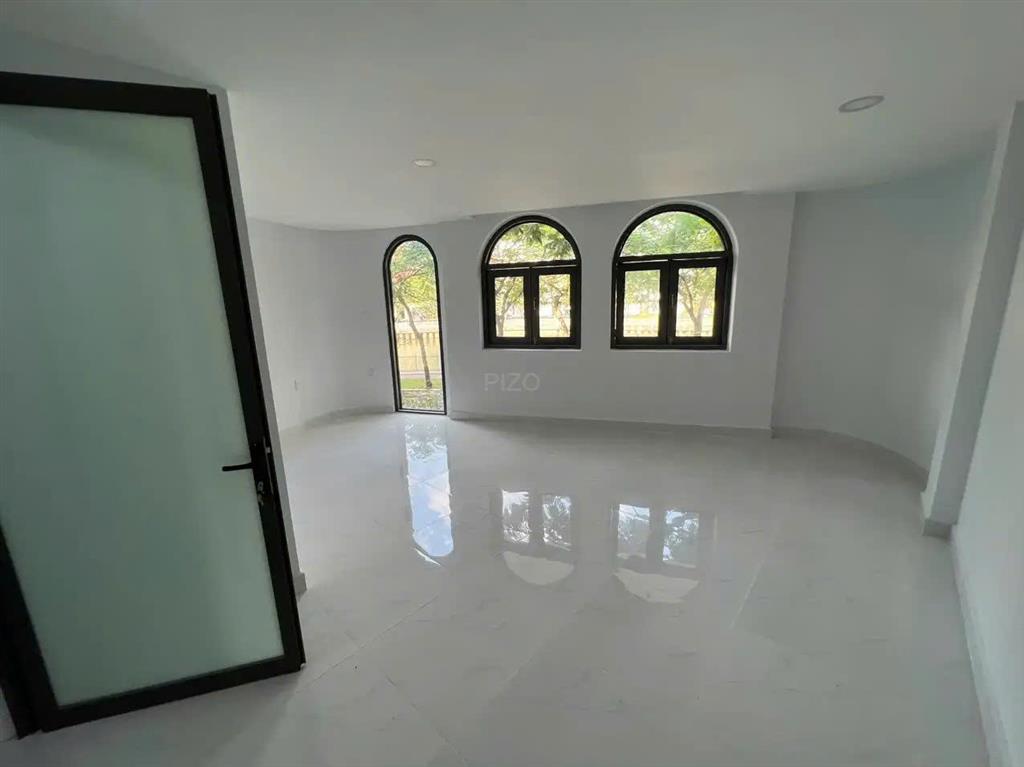 Cực hiếm  nhà sẵn 6 tầng + ngang 6m  có 3 mặt tiền thoáng đường hoàng sa, quận 1  chỉ 13,5 tỷ