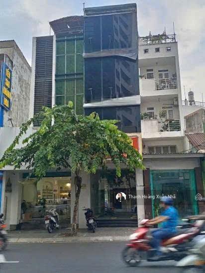 Căn hiếm có, bán nhà mặt tiền đường đinh tiên hoàng, tân định, q1  50,29m2  4 tầng  chỉ 16 tỷ