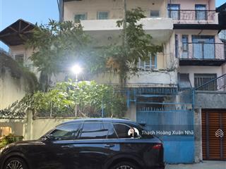 Vị trí đẹp + bề ngang to 7,5m  hxh võ thị sáu, tân định, q1  dt 7,5 x 15m  3 tầng  giá 23,1 tỷ