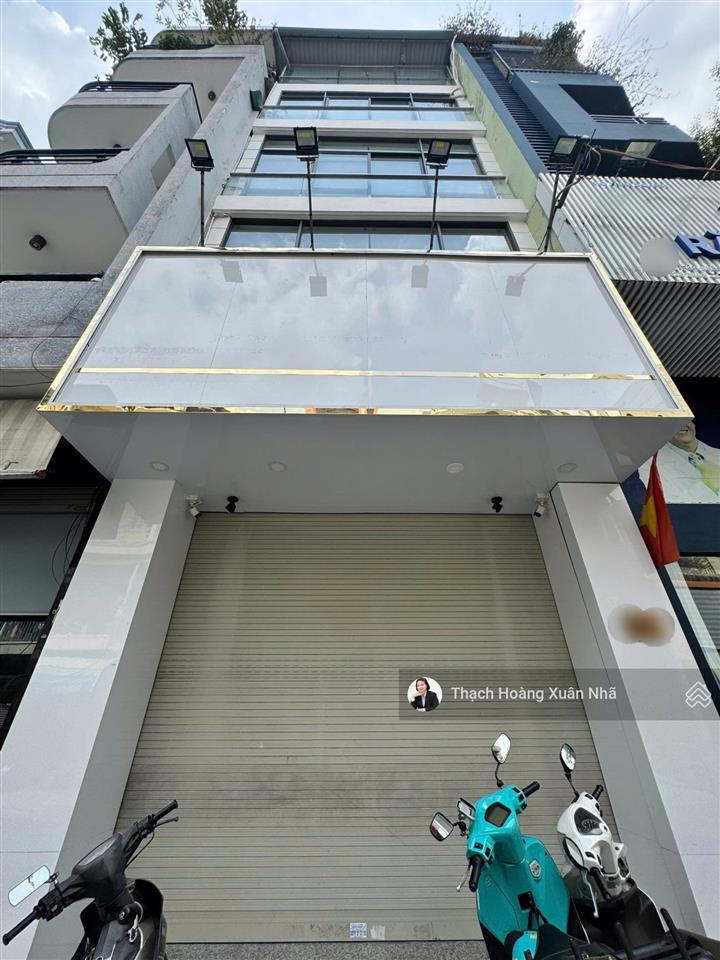 Giảm sâu 8 tỷ + mặt tiền đ.trần khắc chân, quận 1  dt 4,7 x 11m  5 tầng + thang máy  chỉ 26 tỷ