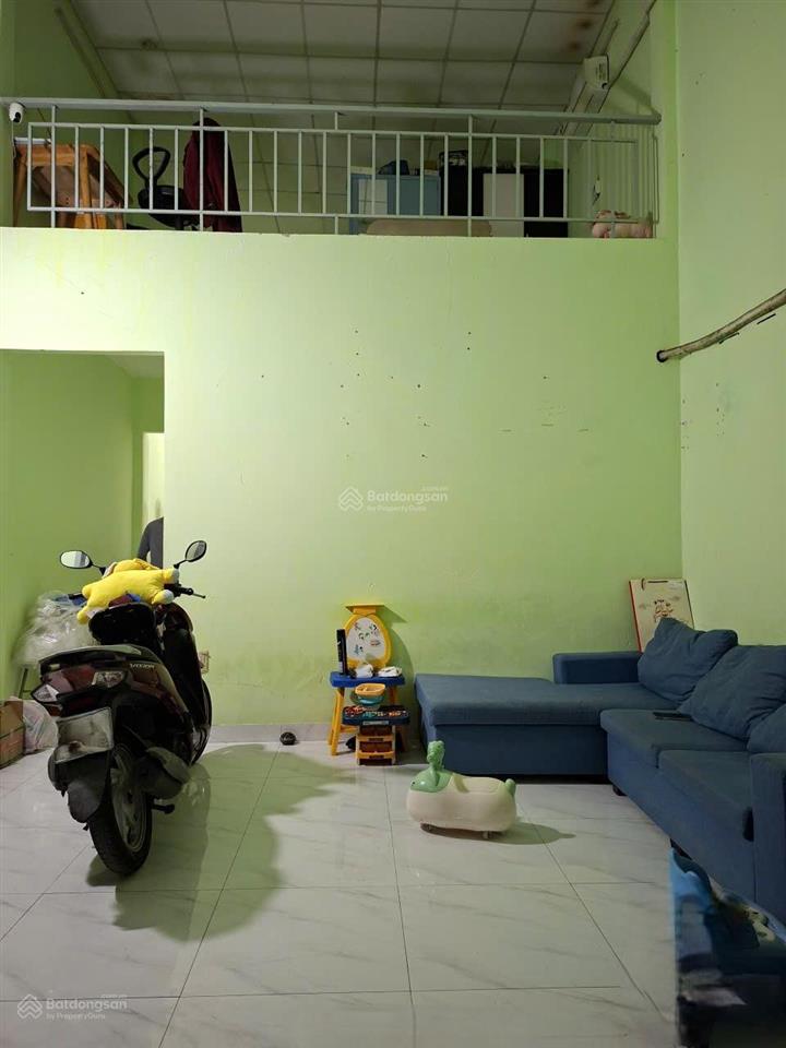 Chính chủ bán gấp nhà 1 trệt 1 lửng, 60m2 hẻm 3m đường đông hưng thuận, q12, giá rẻ nhất khu vực