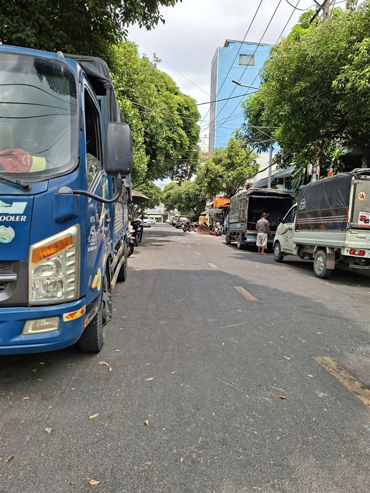 Cho thuê nhà kinh doanh 2 mặt tiền 4 tầng tại quách đình bảo, giá chỉ 30 triệu
