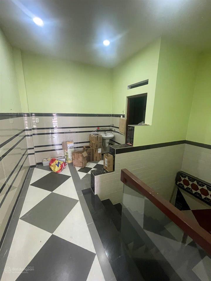 Bán nhà riêng tại đông hưng thuận, giá cực chất 5,2 tỷ, 51m2, view đẹp