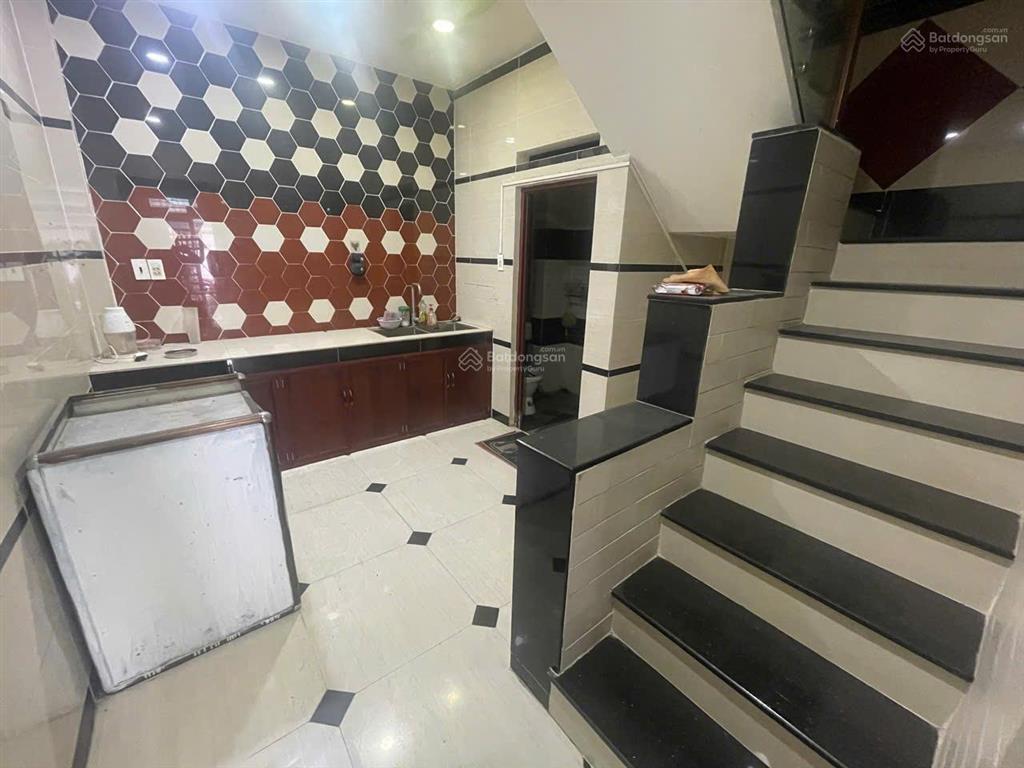 Bán nhà riêng tại đông hưng thuận, giá cực chất 5,2 tỷ, 51m2, view đẹp