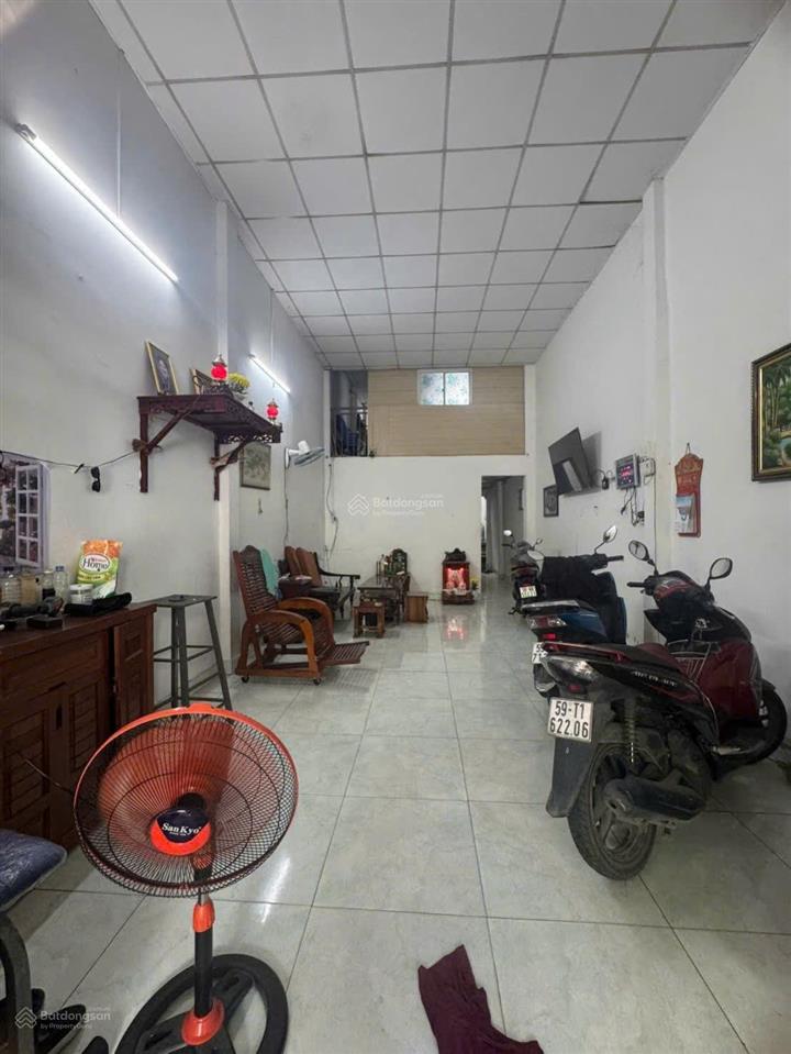 Bán nhà cấp 4 gác lửng tại tân chánh hiệp 8, giá chỉ 5,97 tỷ, 80m2, hàng hiếm đẹp, nhiều tiện ích