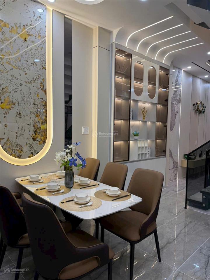 Bán nhà riêng 7,5 tỷ, 44m², 4pn, 5wc tại hoàng bật đạt, p. 15, q. tân bình, hcm