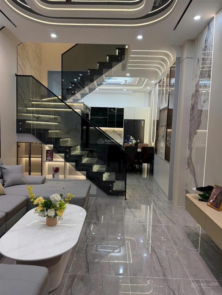 Bán nhà riêng 7,5 tỷ, 44m², 4pn, 5wc tại hoàng bật đạt, p. 15, q. tân bình, hcm