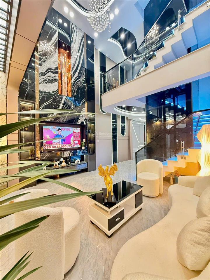 Bán nhà full nội thất vip pro đường 7m đúc 5 tầng 6pn