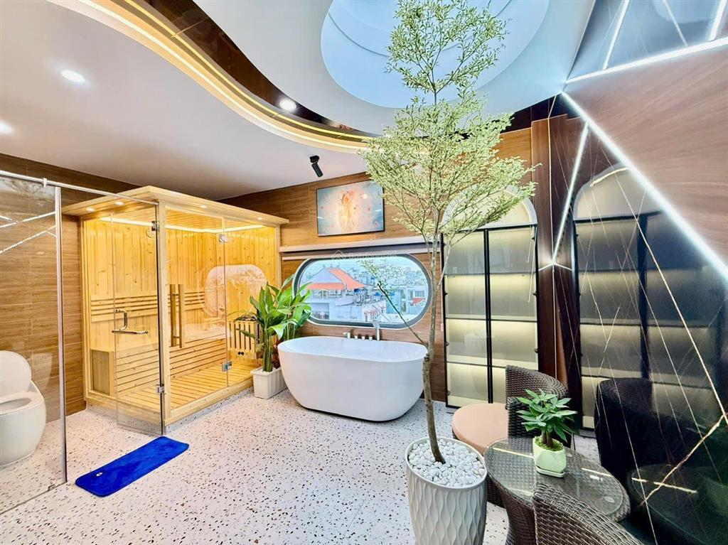 Bán nhà full nội thất vip pro đường 7m đúc 5 tầng 6pn