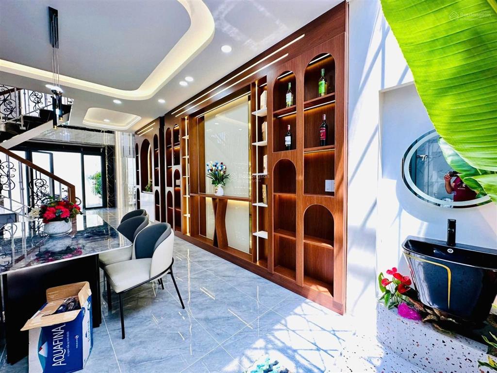 Bán nhà riêng tại tân thới nhất, 7,5 tỷ, 62 m2, 4pn, 5wc, đẹp, nhiều tiện ích