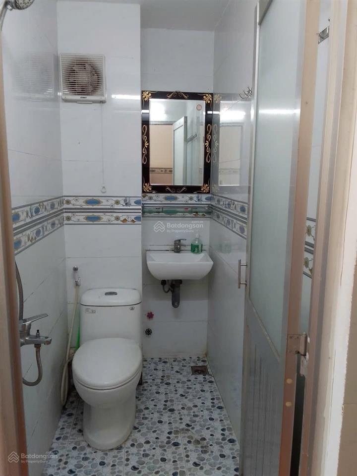 Bán nhà mặt tiền đông hưng thuận 2 lầu st, giá chỉ 4,55 tỷ, 2pn, 3wc, pháp lý đầy đủ, giá tốt