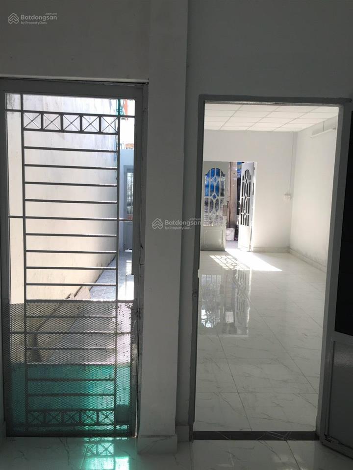 Bán nhà gác lửng tại đông hưng thuận, chỉ 4,5 tỷ, dt 67m2, 2pn, 2wc