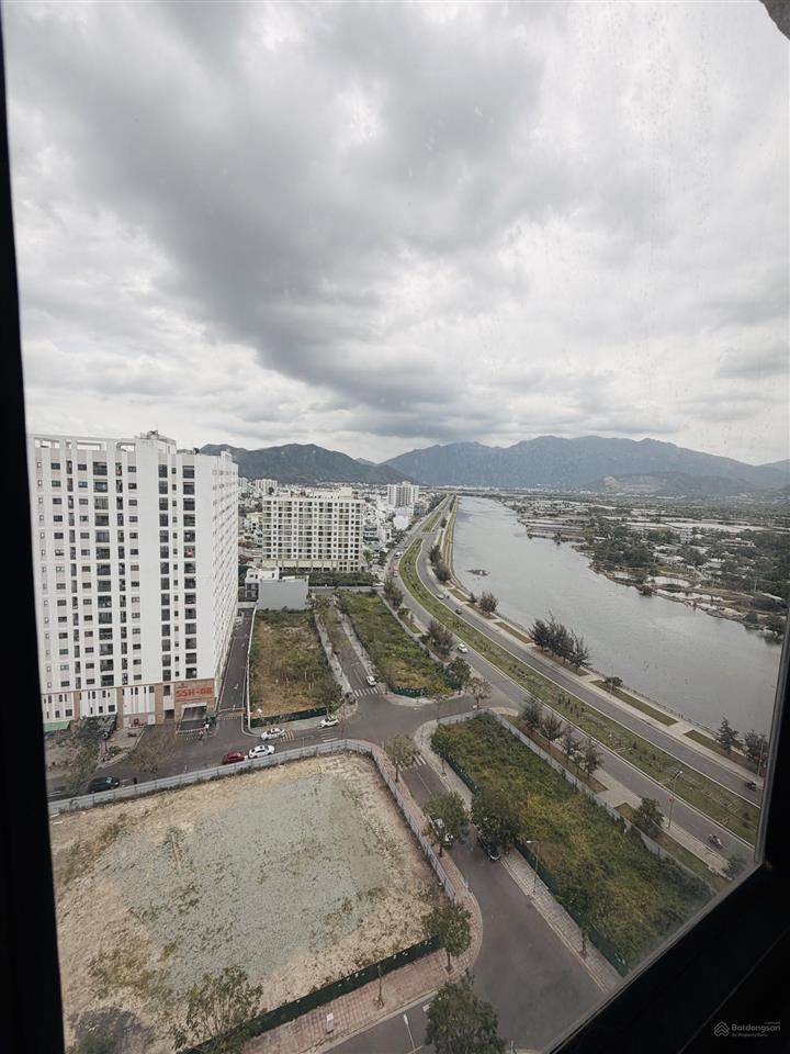 Căn góc 3pn thương mại ssh07 view đường vành đai sông quán trường  chỉ 3,9 tỷ
