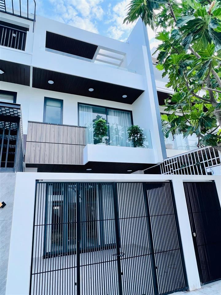 Bán biệt thự tại khu đô thị mỹ gia, giá cực chất 8,45 tỷ, 100m2, 3pn, 4wc