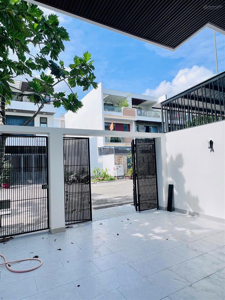 Bán biệt thự tại khu đô thị mỹ gia, giá cực chất 8,45 tỷ, 100m2, 3pn, 4wc